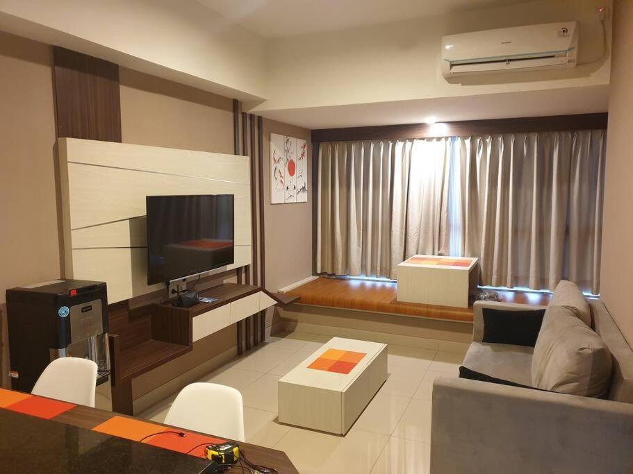 Cozy Room In Orange County Suite-Apartment In Lippo-Cikarang Cbd Εξωτερικό φωτογραφία