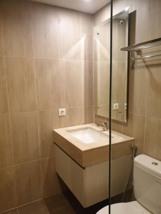 Cozy Room In Orange County Suite-Apartment In Lippo-Cikarang Cbd Εξωτερικό φωτογραφία