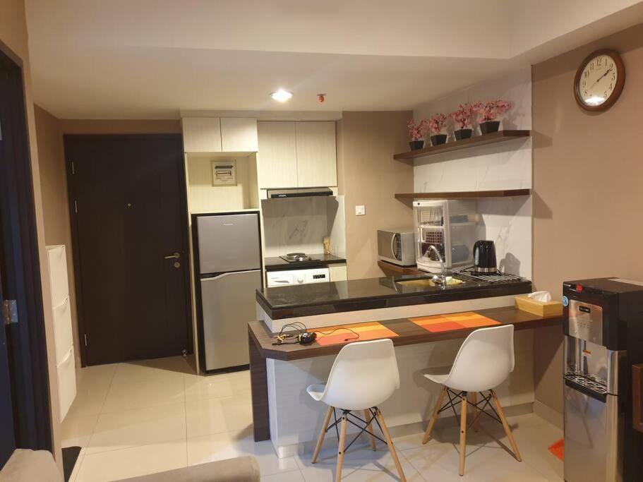 Cozy Room In Orange County Suite-Apartment In Lippo-Cikarang Cbd Εξωτερικό φωτογραφία